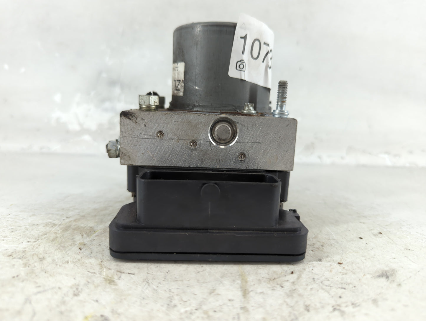 2018-2020 Toyota Camry ABS Pump Control Module Replacement P/N:44540 06290 Fits Fits 2018 2019 2020 OEM Used Auto Parts - Oemusedautoparts1.com
