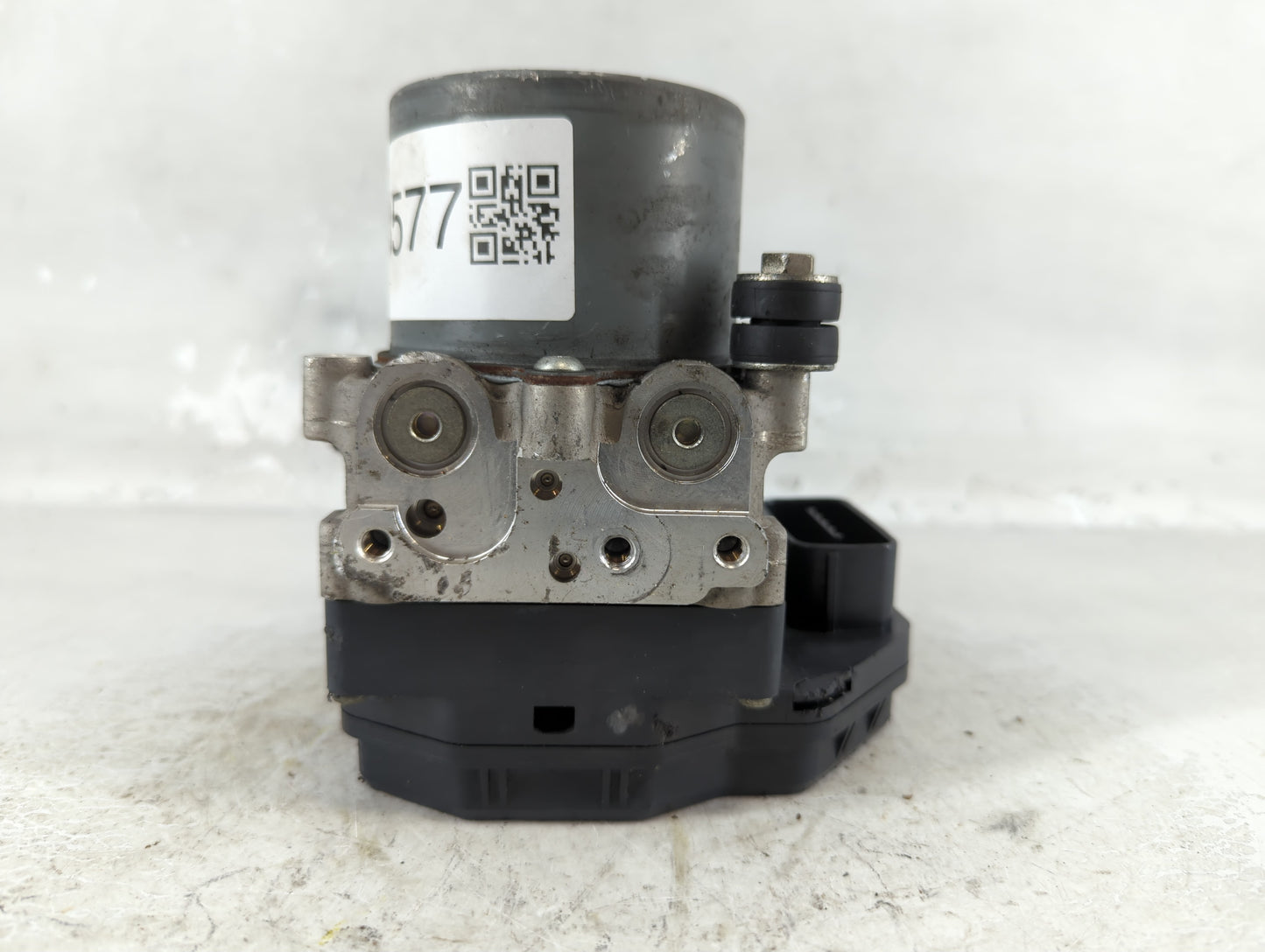 2011 Toyota Sienna ABS Pump Control Module Replacement P/N:89541-08170 133800-6190, 44540-08170 Fits OEM Used Auto Parts - Oemusedautoparts1.com