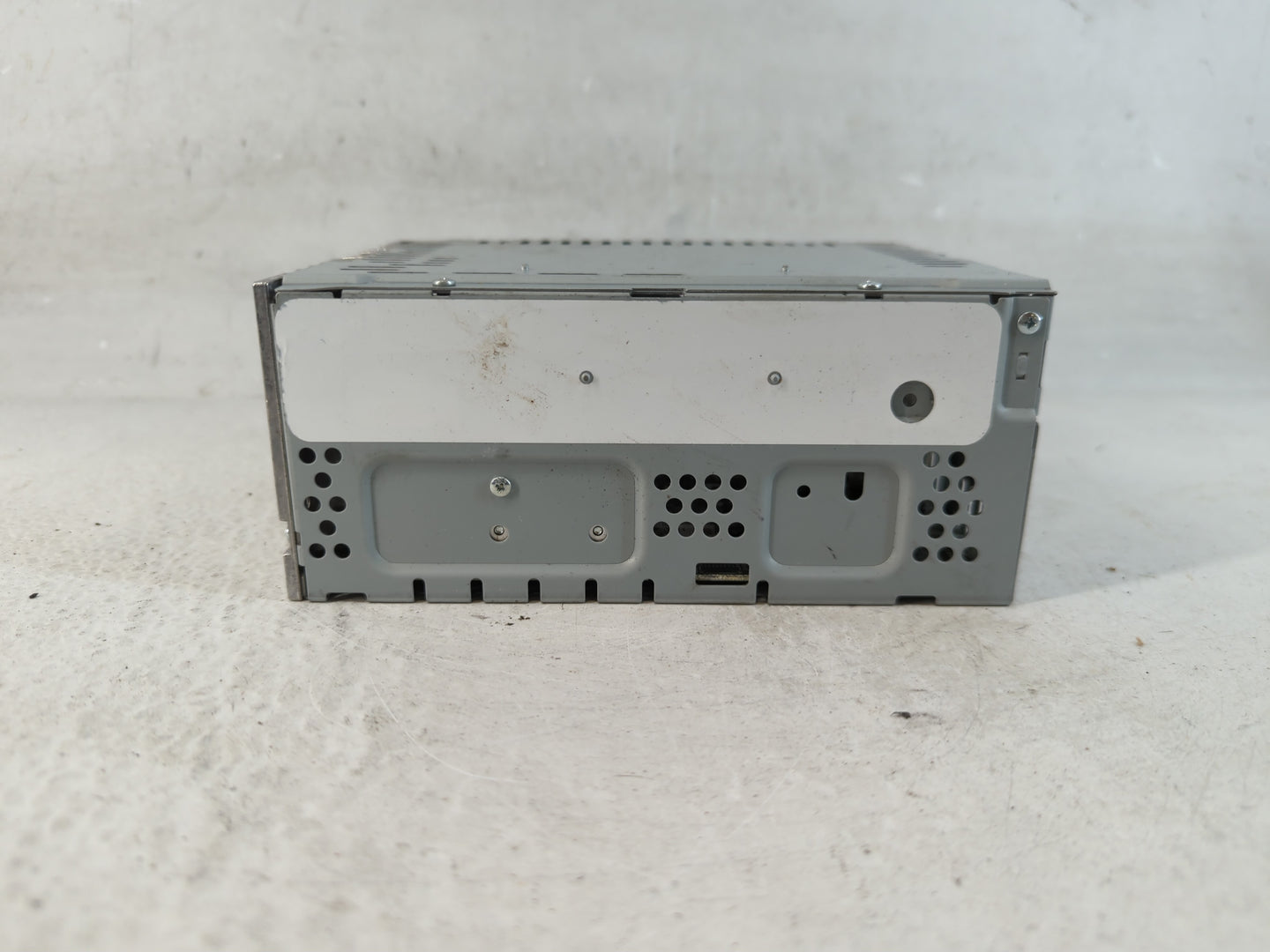 2019-2020 Ford Fusion Radio AM FM Cd Player Receiver Replacement P/N:KS7T-18D818-YB Fits Fits 2019 2020 OEM Used Auto Parts - Oemusedautoparts1.com