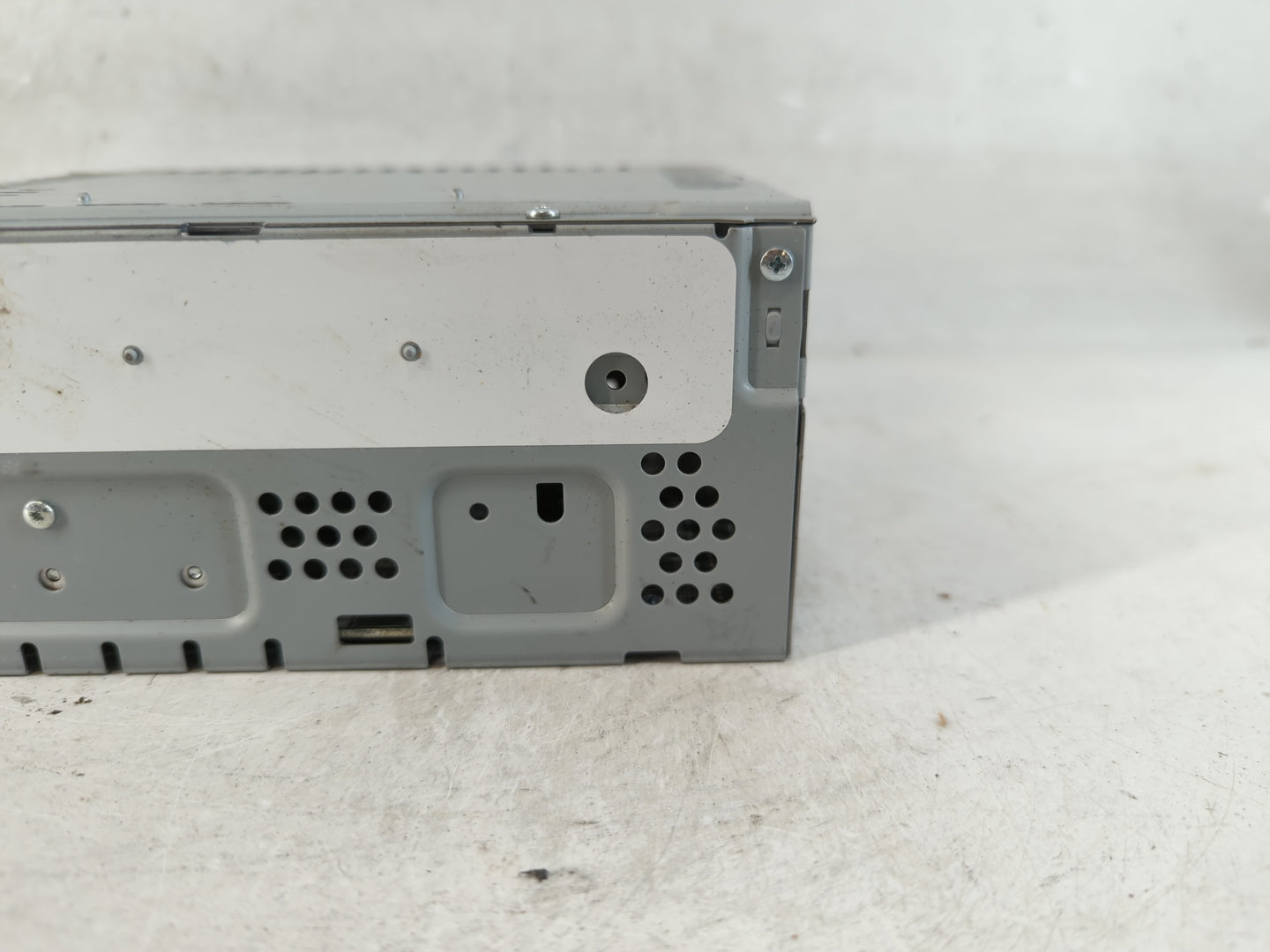 2019-2020 Ford Fusion Radio AM FM Cd Player Receiver Replacement P/N:KS7T-18D818-YB Fits Fits 2019 2020 OEM Used Auto Parts - Oemusedautoparts1.com