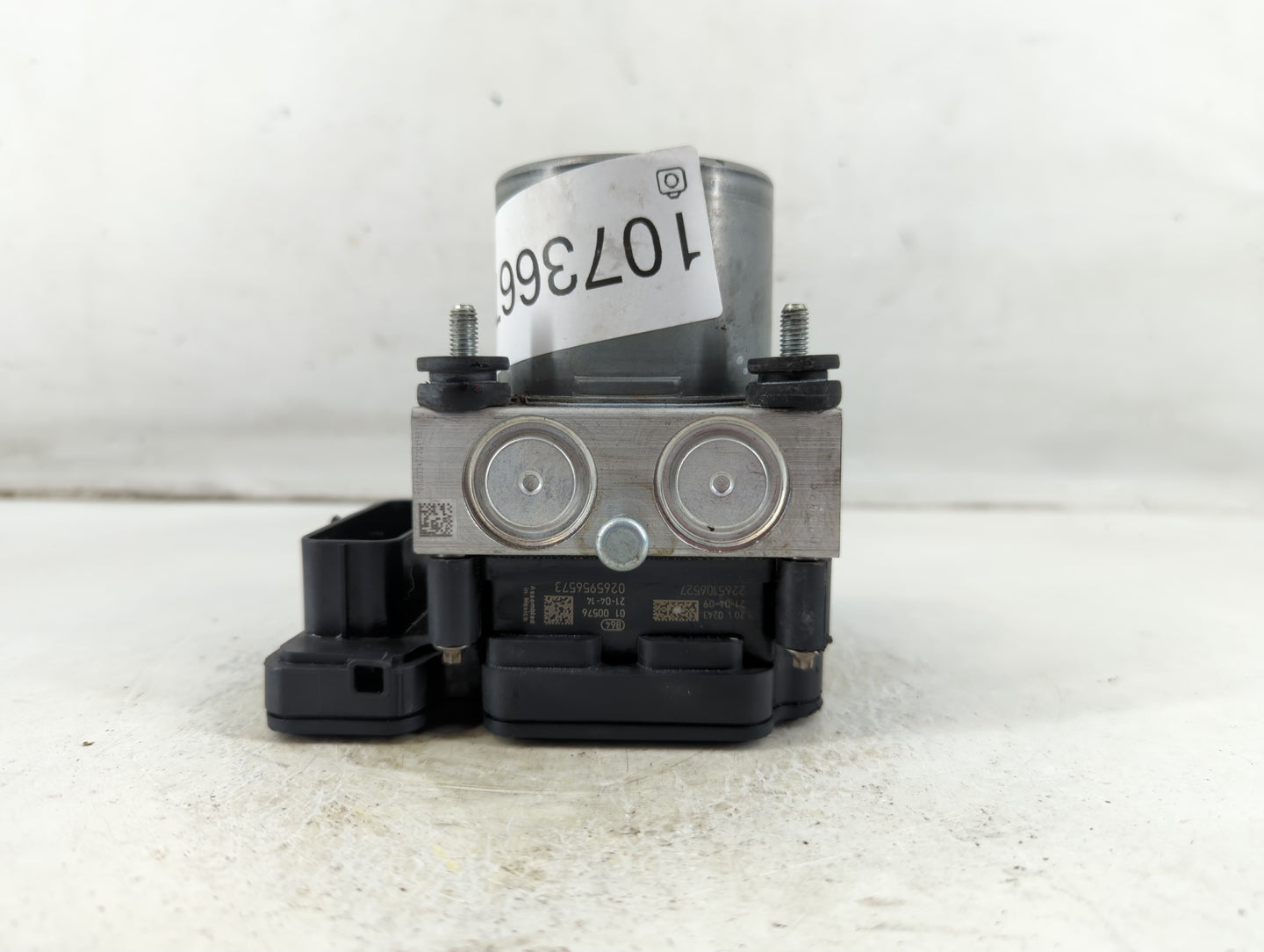 2019-2021 Chevrolet Malibu ABS Pump Control Module Replacement P/N:84767280 42776698 Fits Fits 2019 2020 2021 OEM Used Auto Parts - Oemusedautoparts1.com