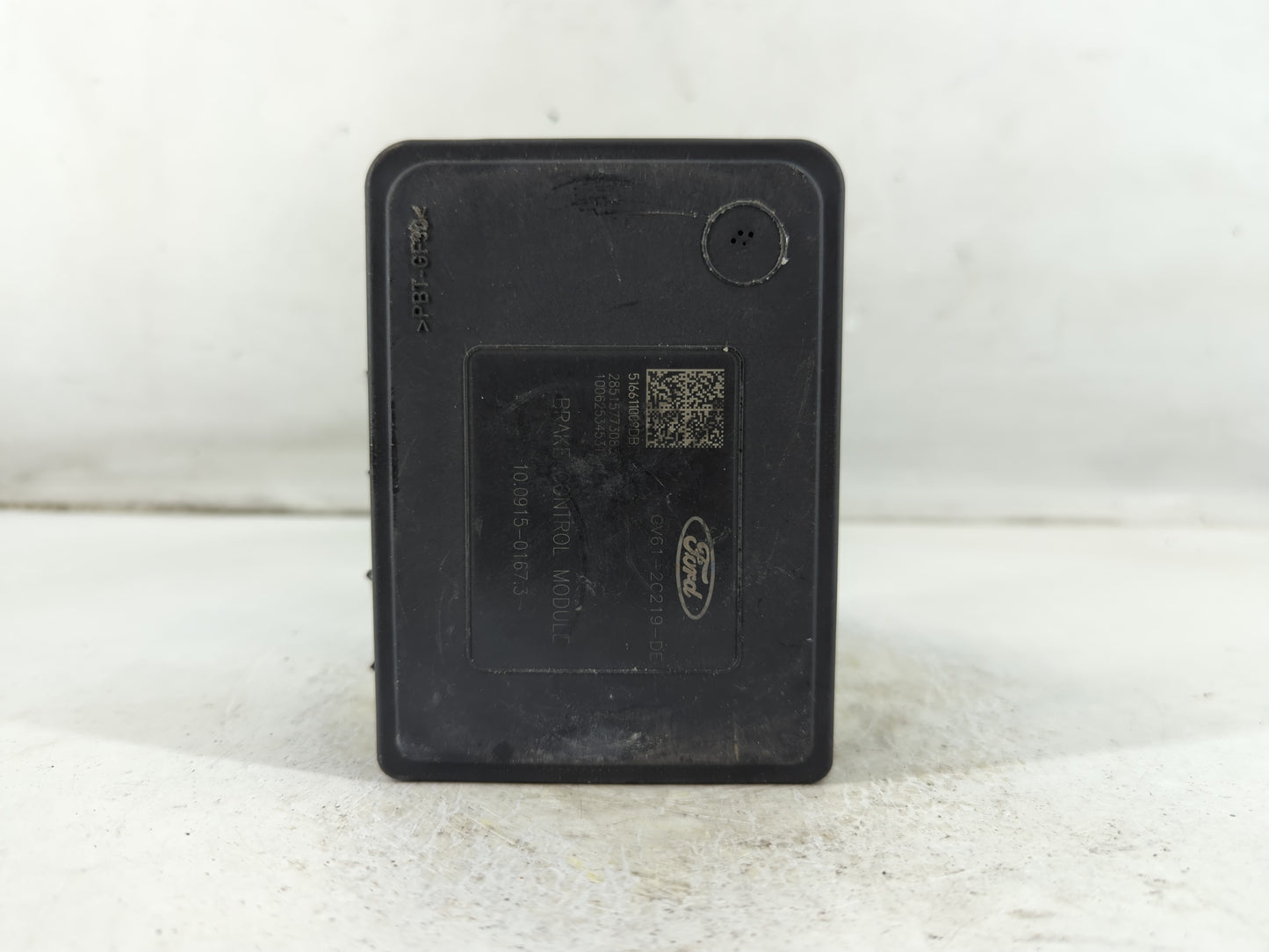 2017-2019 Ford Escape ABS Pump Control Module Replacement P/N:GV61-2C405-CE GV61-2C405-CH Fits Fits 2017 2018 2019 OEM Used Auto Parts - Oemusedautoparts1.com