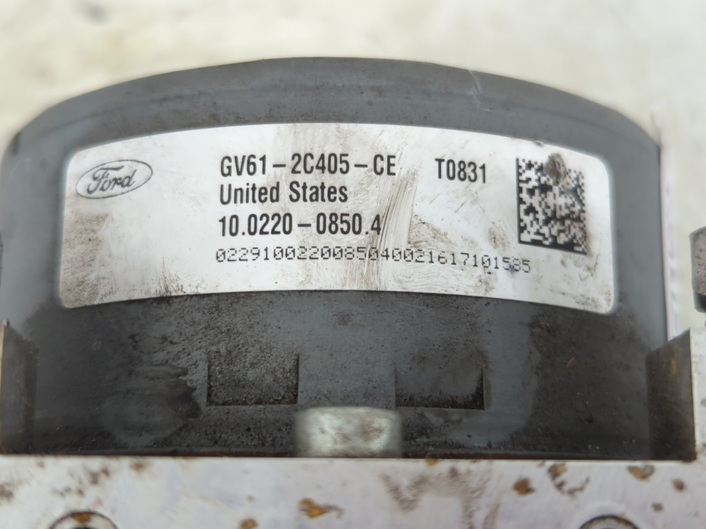 2017-2019 Ford Escape ABS Pump Control Module Replacement P/N:GV61-2C405-CE GV61-2C405-CH Fits Fits 2017 2018 2019 OEM Used Auto Parts - Oemusedautoparts1.com