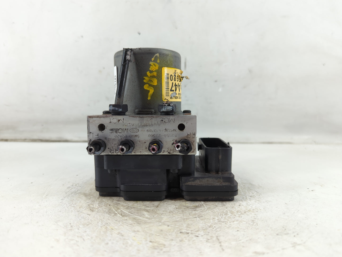 2019-2020 Hyundai Elantra ABS Pump Control Module Replacement P/N:58900-F2620 Fits Fits 2019 2020 OEM Used Auto Parts - Oemusedautoparts1.com