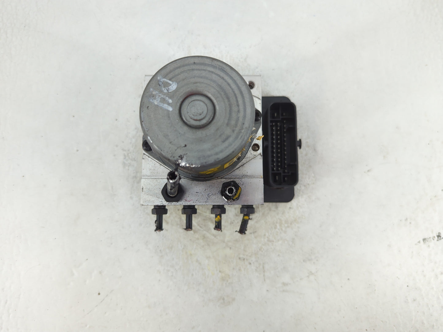 2019-2020 Hyundai Elantra ABS Pump Control Module Replacement P/N:58900-F2620 Fits Fits 2019 2020 OEM Used Auto Parts - Oemusedautoparts1.com