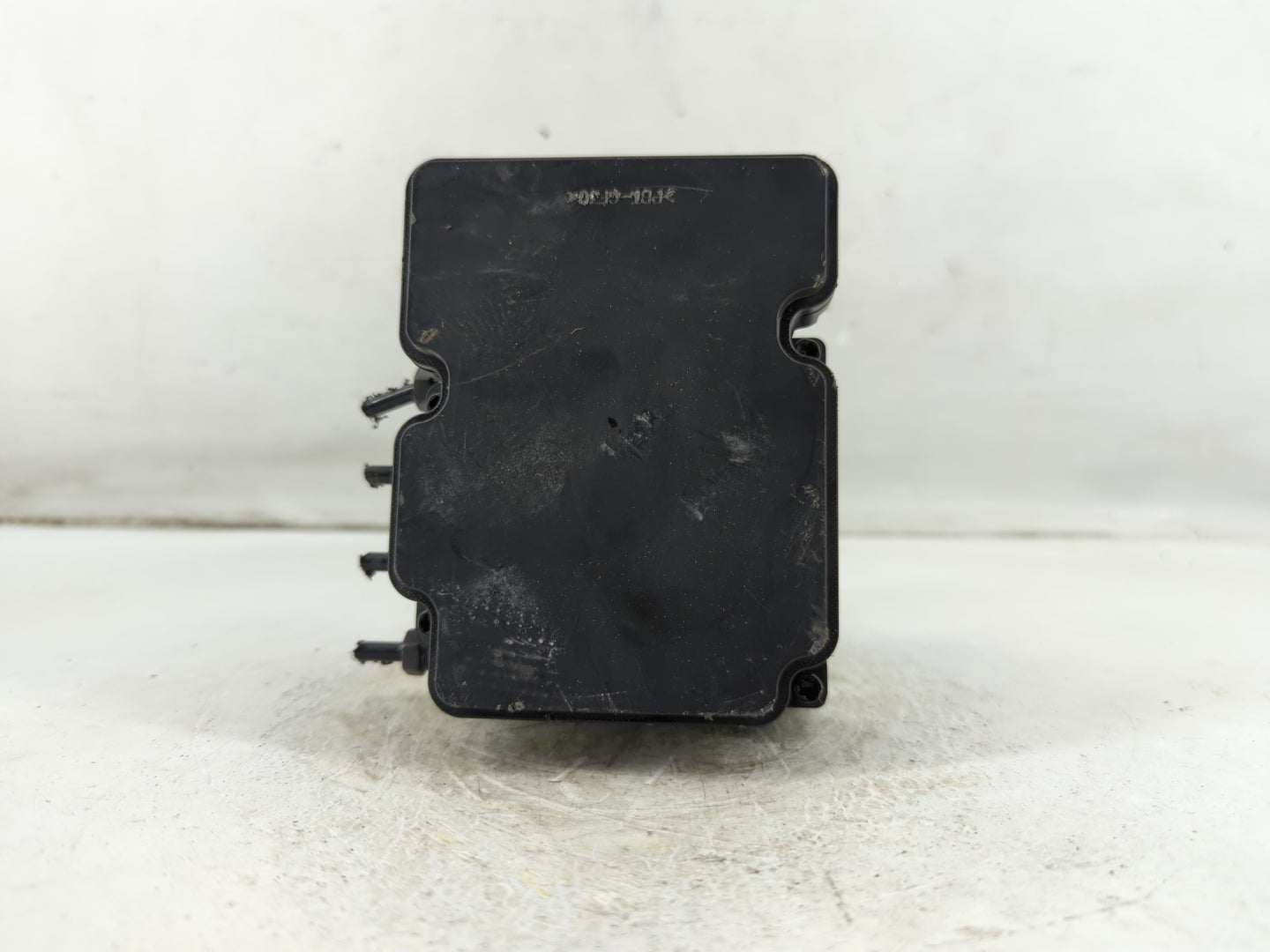2019-2020 Hyundai Elantra ABS Pump Control Module Replacement P/N:58900-F2620 Fits Fits 2019 2020 OEM Used Auto Parts - Oemusedautoparts1.com