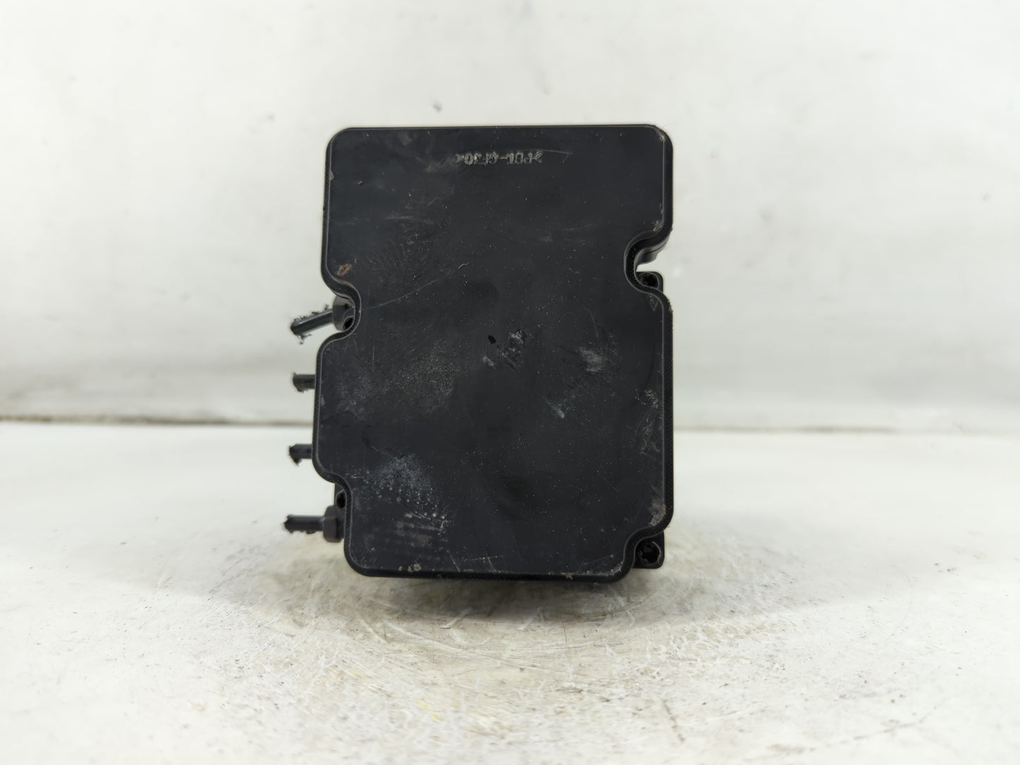 2019-2020 Hyundai Elantra ABS Pump Control Module Replacement P/N:58900-F2620 Fits Fits 2019 2020 OEM Used Auto Parts - Oemusedautoparts1.com