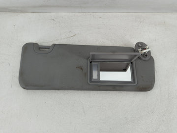 2014-2019 Toyota Highlander Sun Visor Shade Replacement Passenger Right Mirror Fits Fits 2014 2015 2016 2017 2018 2019 OEM Used Auto Parts - Oemusedautoparts1.com