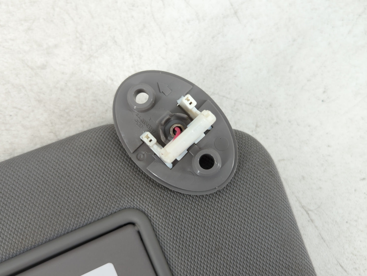 2014-2019 Toyota Highlander Sun Visor Shade Replacement Passenger Right Mirror Fits Fits 2014 2015 2016 2017 2018 2019 OEM Used Auto Parts