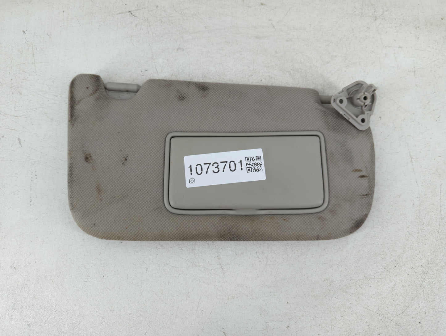 2013-2019 Nissan Sentra Sun Visor Shade Replacement Passenger Right Mirror Fits Fits 2012 2013 2014 2015 2016 2017 2018 2019 OEM Used Auto Parts - Oemusedautoparts1.com