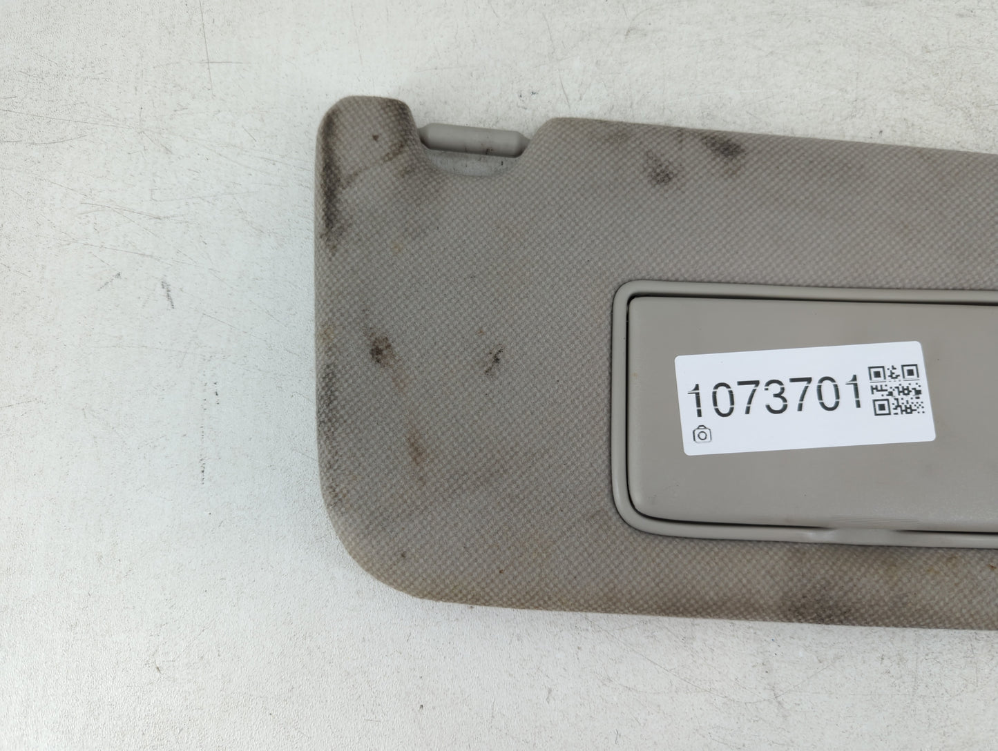 2013-2019 Nissan Sentra Sun Visor Shade Replacement Passenger Right Mirror Fits Fits 2012 2013 2014 2015 2016 2017 2018 2019 OEM Used Auto Parts - Oemusedautoparts1.com