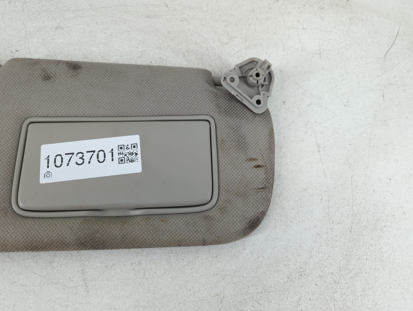 2013-2019 Nissan Sentra Sun Visor Shade Replacement Passenger Right Mirror Fits Fits 2012 2013 2014 2015 2016 2017 2018 2019 OEM Used Auto Parts - Oemusedautoparts1.com