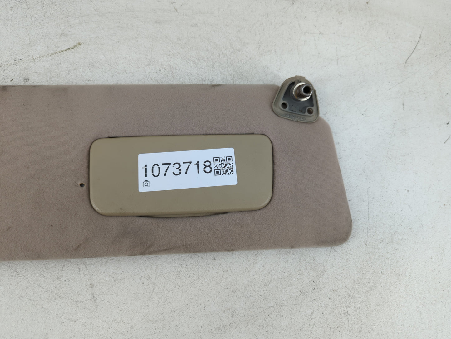 2002-2006 Toyota Camry Sun Visor Shade Replacement Passenger Right Mirror Fits Fits 2002 2003 2004 2005 2006 OEM Used Auto Parts