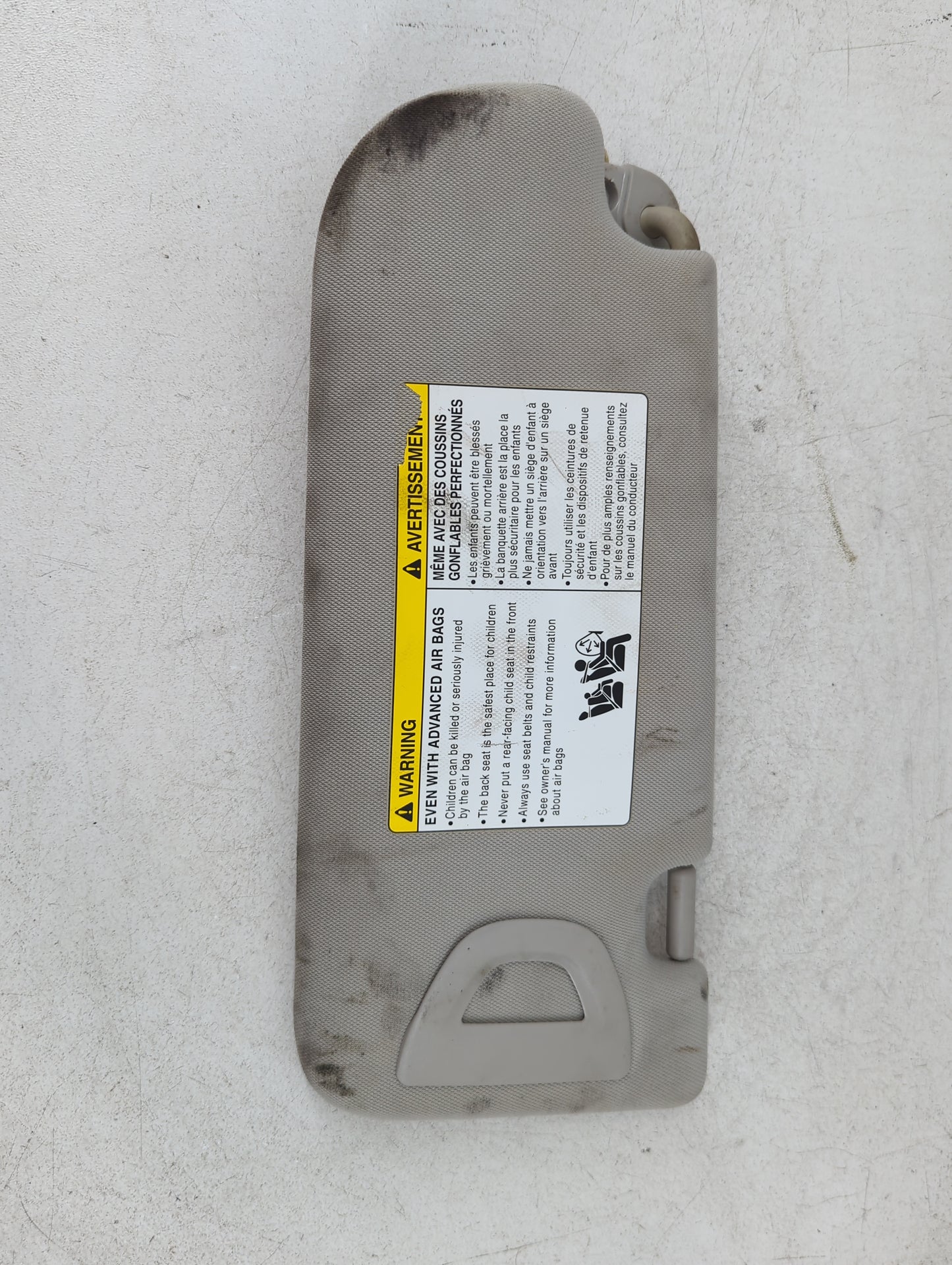 2014-2020 Infiniti Q50 Sun Visor Shade Replacement Passenger Right Mirror Fits Fits 2014 2015 2016 2017 2018 2019 2020 OEM Used Auto Parts - Oemusedautoparts1.com