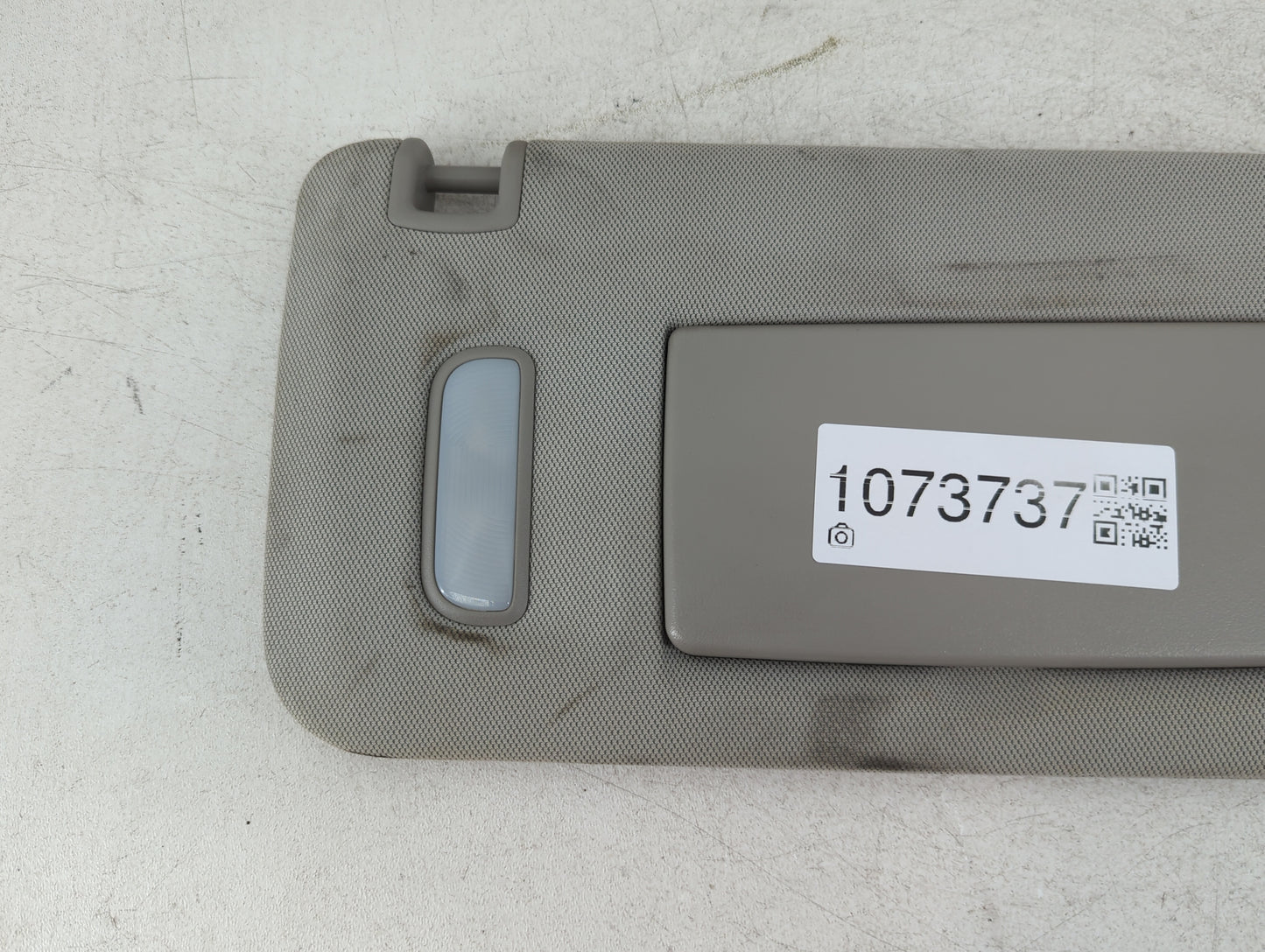 2010-2017 Chevrolet Equinox Sun Visor Shade Replacement Passenger Right Mirror Fits Fits 2010 2011 2012 2013 2014 2015 2016 2017 OEM Used Auto Parts