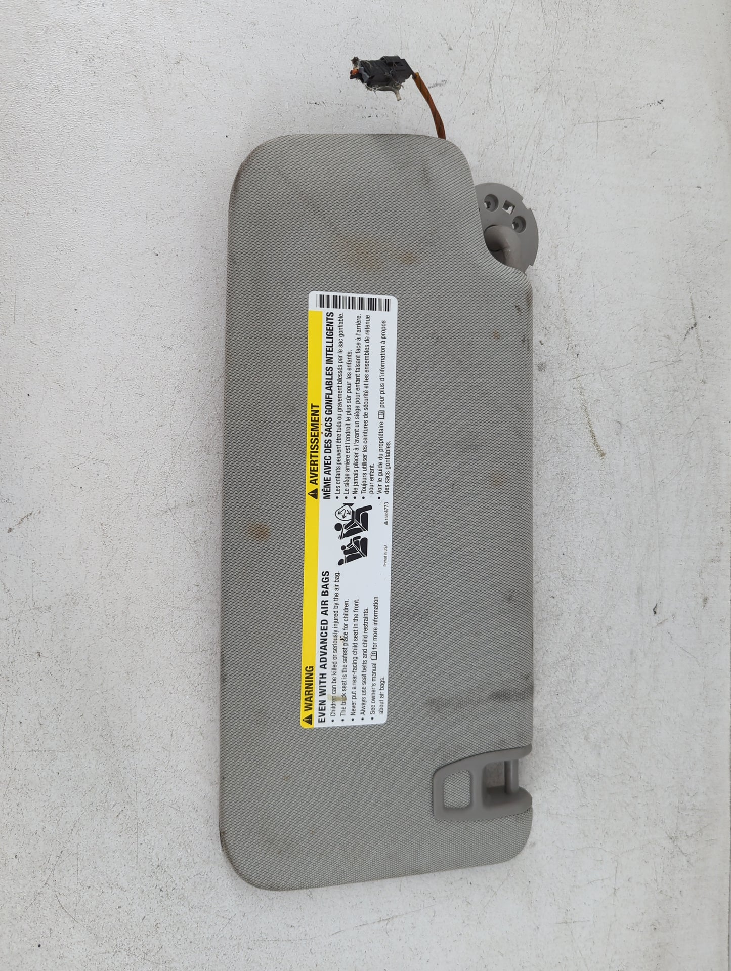 2010-2017 Chevrolet Equinox Sun Visor Shade Replacement Passenger Right Mirror Fits Fits 2010 2011 2012 2013 2014 2015 2016 2017 OEM Used Auto Parts