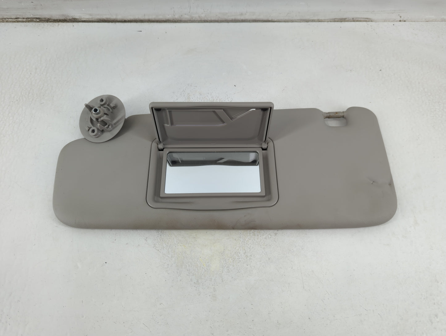 2012-2019 Chevrolet Sonic Sun Visor Shade Replacement Passenger Right Mirror Fits Fits 2012 2013 2014 2015 2016 2017 2018 2019 OEM Used Auto Parts