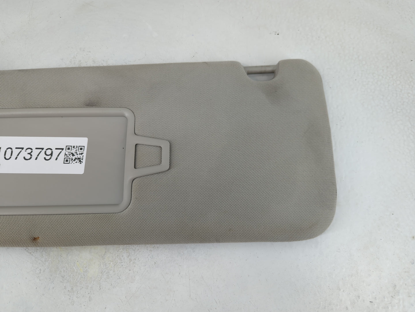 2020-2022 Kia Telluride Sun Visor Shade Replacement Passenger Right Mirror Fits Fits 2020 2021 2022 OEM Used Auto Parts - Oemusedautoparts1.com