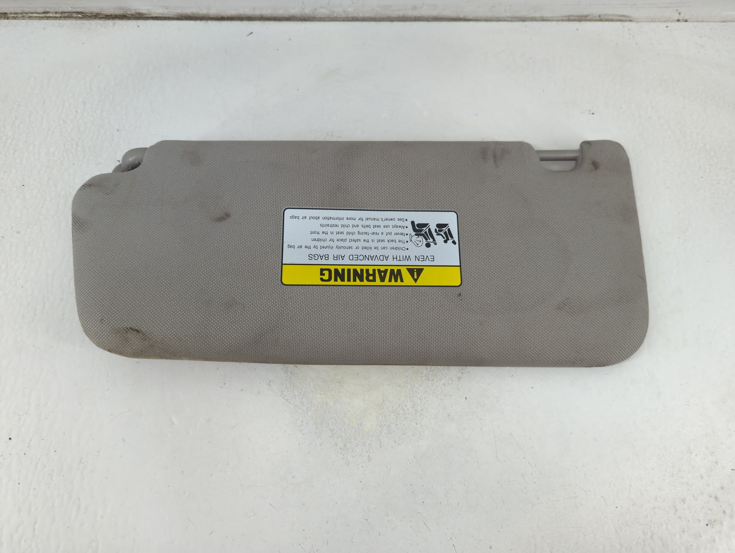 2019-2021 Hyundai Santa Fe Sun Visor Shade Replacement Passenger Right Mirror Fits Fits 2019 2020 2021 OEM Used Auto Parts - Oemusedautoparts1.com