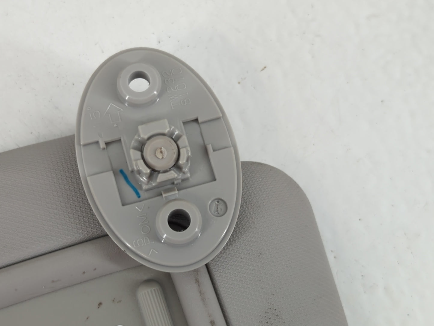 2014-2016 Toyota Corolla Sun Visor Shade Replacement Passenger Right Mirror Fits Fits 2014 2015 2016 OEM Used Auto Parts