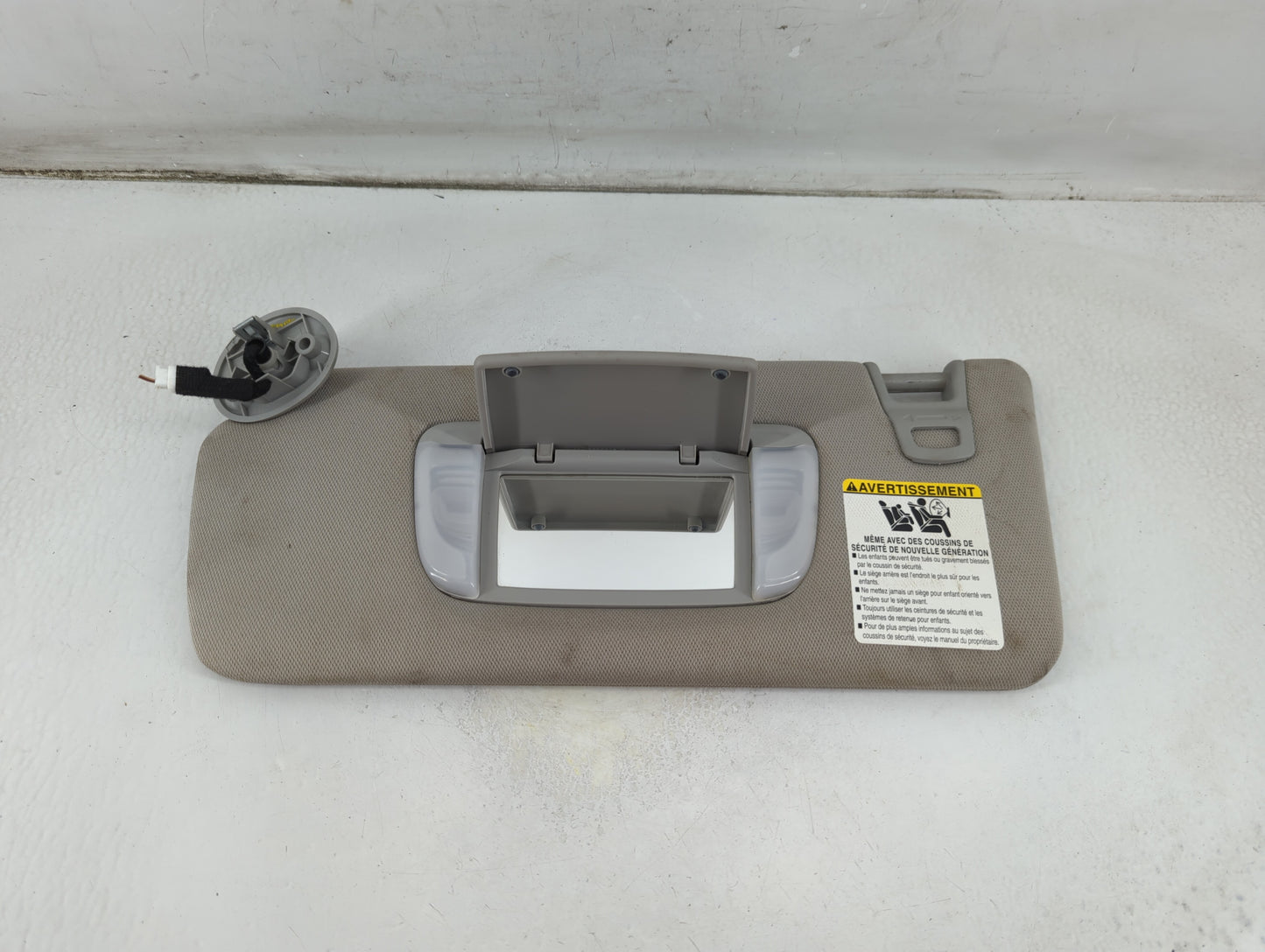 2016-2022 Toyota Tacoma Sun Visor Shade Replacement Driver Left Mirror Fits Fits 2016 2017 2018 2019 2020 2021 2022 OEM Used Auto Parts