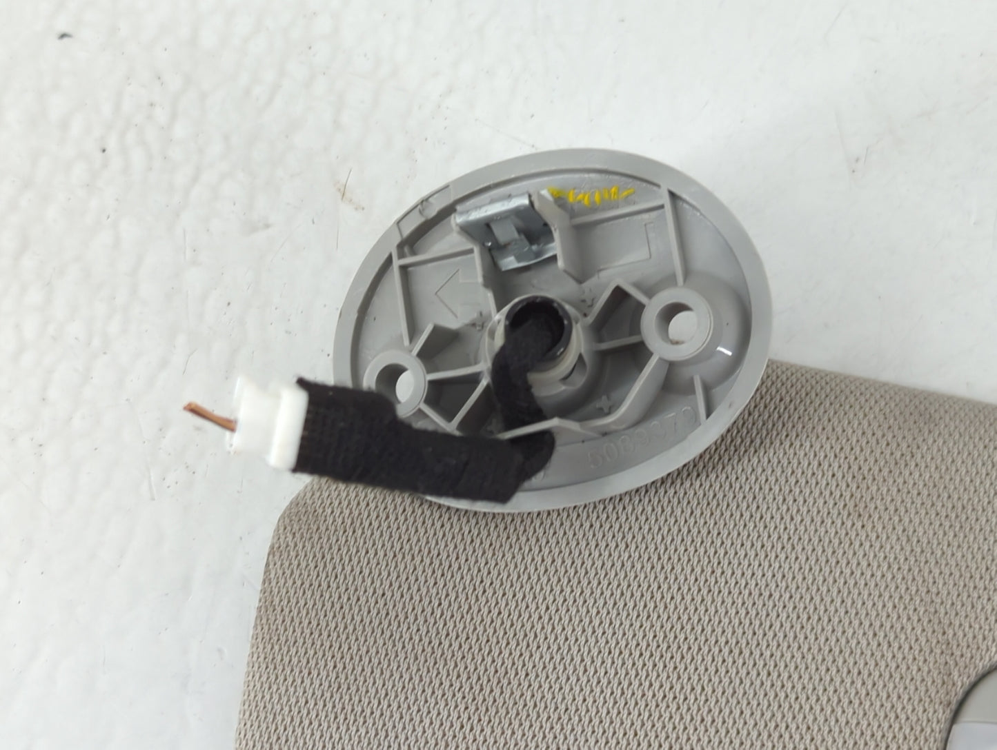 2016-2022 Toyota Tacoma Sun Visor Shade Replacement Driver Left Mirror Fits Fits 2016 2017 2018 2019 2020 2021 2022 OEM Used Auto Parts