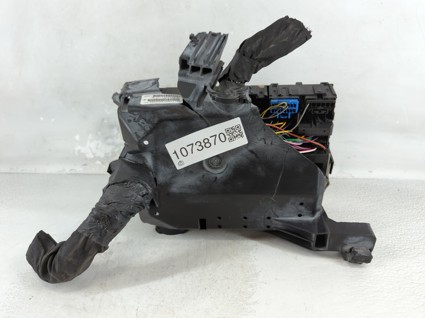 2017 Ford F-150 Fusebox Fuse Box Panel Relay Module P/N:HL3T-12A581D JE HL3T-12A581DEG Fits OEM Used Auto Parts - Oemusedautoparts1.com