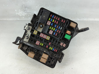 compare product 2022 Hyundai Tucson Fusebox Fuse Box Panel Relay Module P/N:91400 P0190 Fits OEM Used Auto Parts