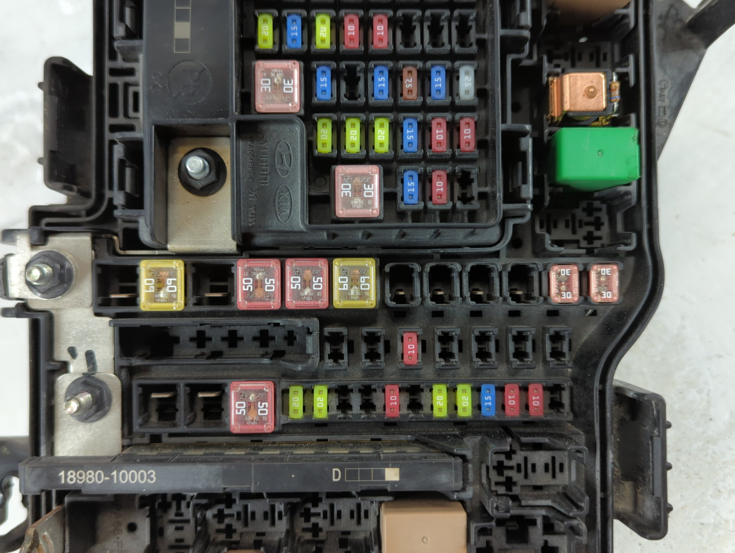 2022 Hyundai Tucson Fusebox Fuse Box Panel Relay Module P/N:91400 P0190 Fits OEM Used Auto Parts - Oemusedautoparts1.com