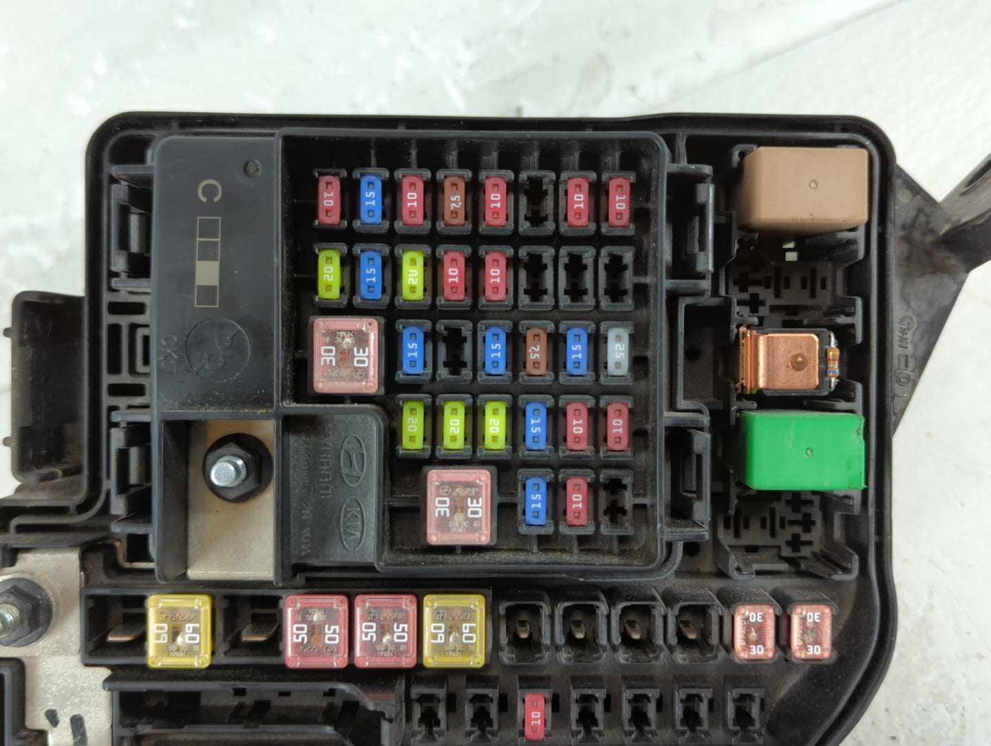 2022 Hyundai Tucson Fusebox Fuse Box Panel Relay Module P/N:91400 P0190 Fits OEM Used Auto Parts - Oemusedautoparts1.com