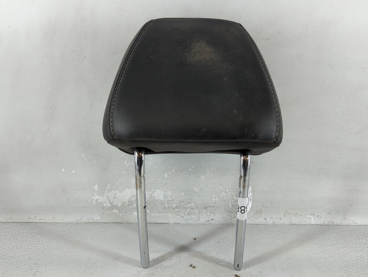 2013-2014 Ford Focus Headrest Head Rest Front Driver Passenger Seat Fits Fits 2013 2014 OEM Used Auto Parts - Oemusedautoparts1.com