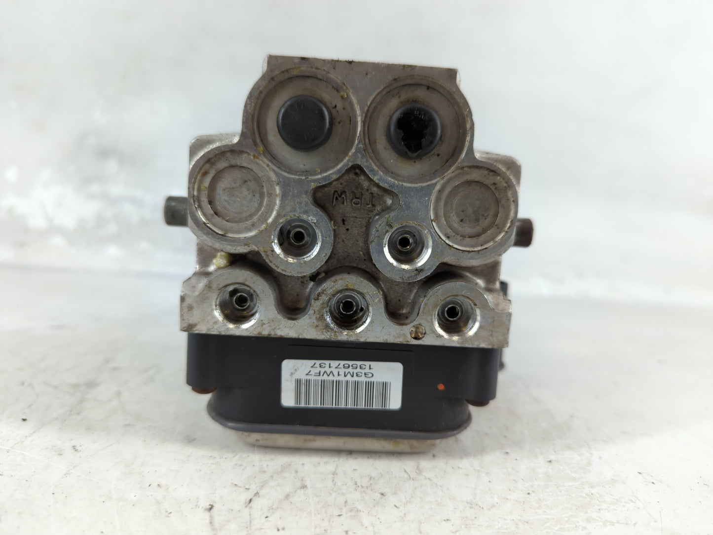 2004 Chevrolet Trail Blazer (113 w.b.) Trlblz ABS Pump Control Module Replacement P/N:13567137 Fits OEM Used Auto Parts