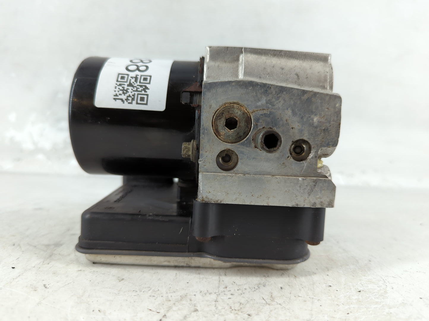 2004 Chevrolet Trail Blazer (113 w.b.) Trlblz ABS Pump Control Module Replacement P/N:13567137 Fits OEM Used Auto Parts