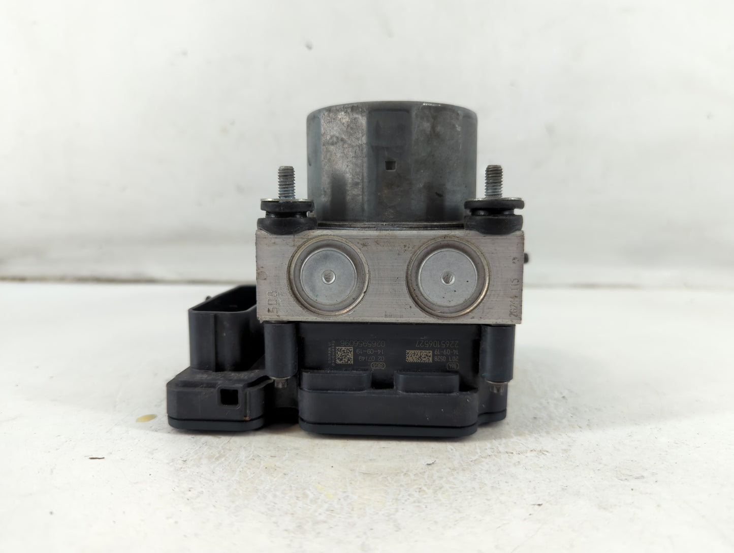 2015 Nissan Altima ABS Pump Control Module Replacement P/N:47660 3TA0A Fits OEM Used Auto Parts - Oemusedautoparts1.com