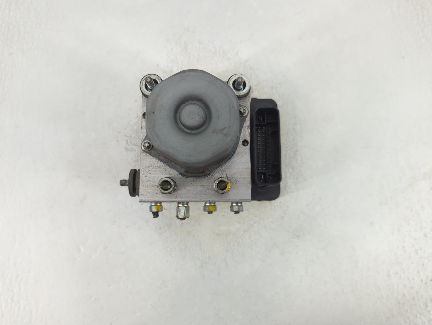 2016-2018 Nissan Sentra ABS Pump Control Module Replacement P/N:47660 5UD0C Fits Fits 2016 2017 2018 OEM Used Auto Parts - Oemusedautoparts1.com
