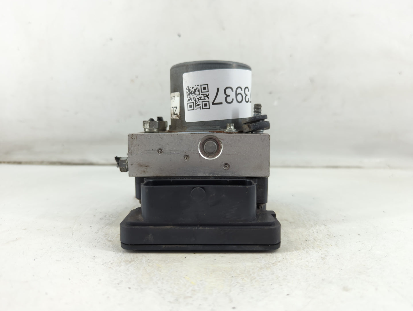 2018-2020 Toyota Camry ABS Pump Control Module Replacement P/N:44540 06290 Fits Fits 2018 2019 2020 OEM Used Auto Parts - Oemusedautoparts1.com
