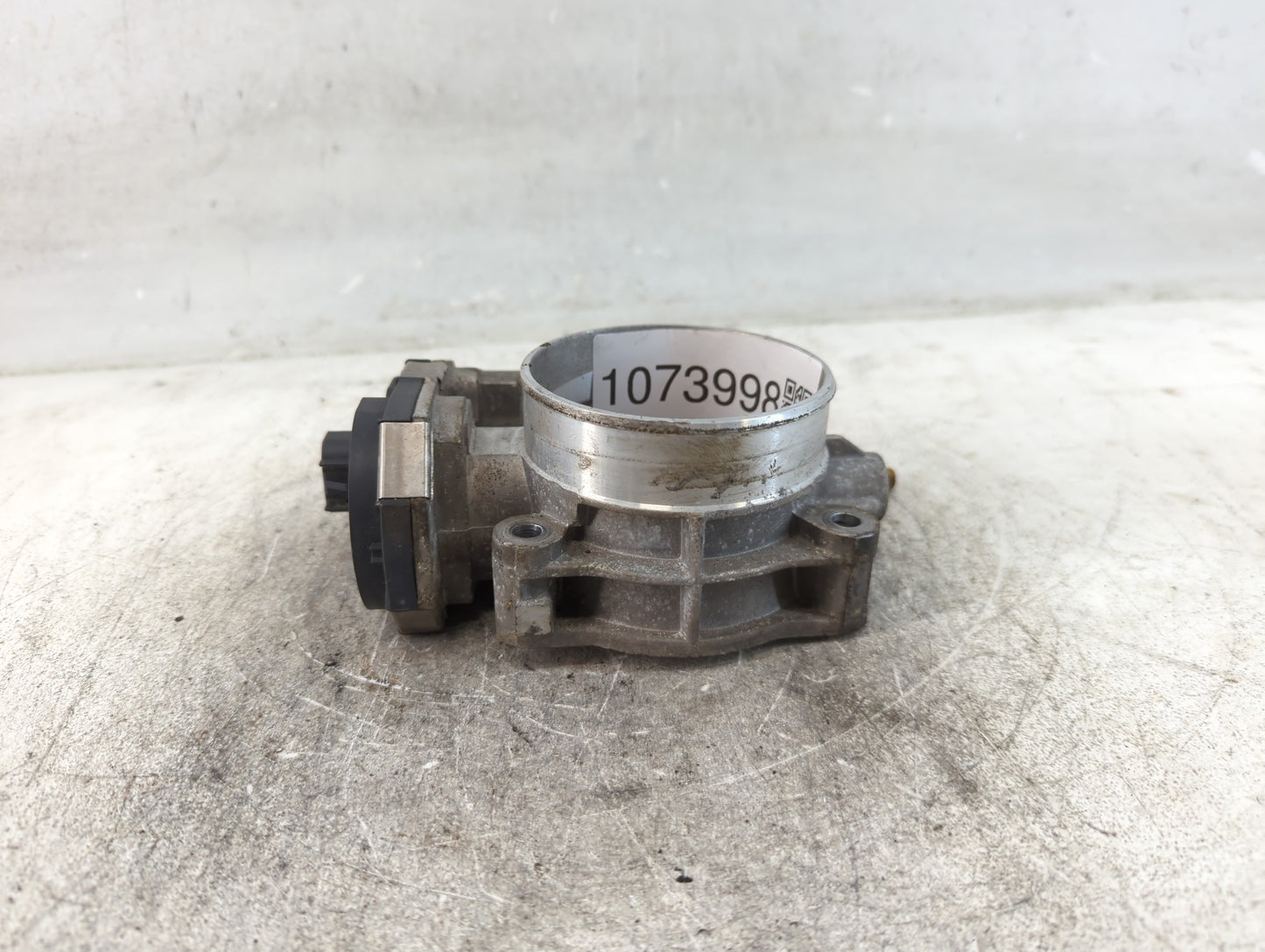 2009 Chevrolet Trail Blazer Throttle Body P/N:2308AA 437AA Fits Fits 2008 OEM Used Auto Parts