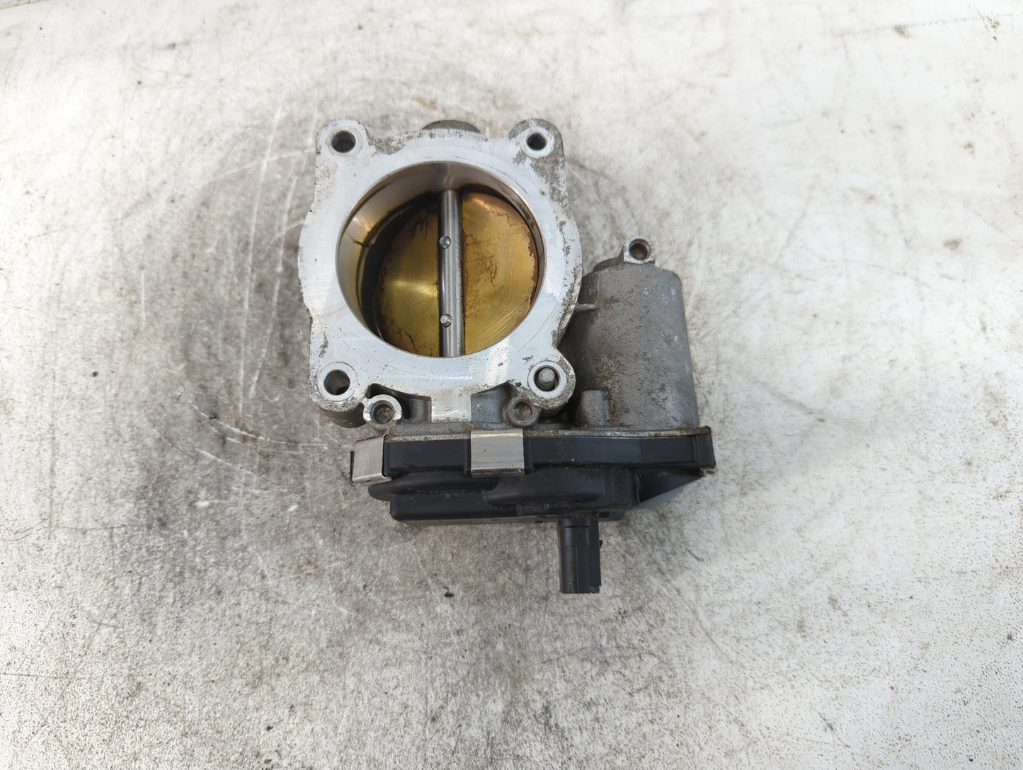 2016-2017 Chevrolet Equinox Throttle Body P/N:12669146AA Fits Fits 2016 2017 OEM Used Auto Parts - Oemusedautoparts1.com