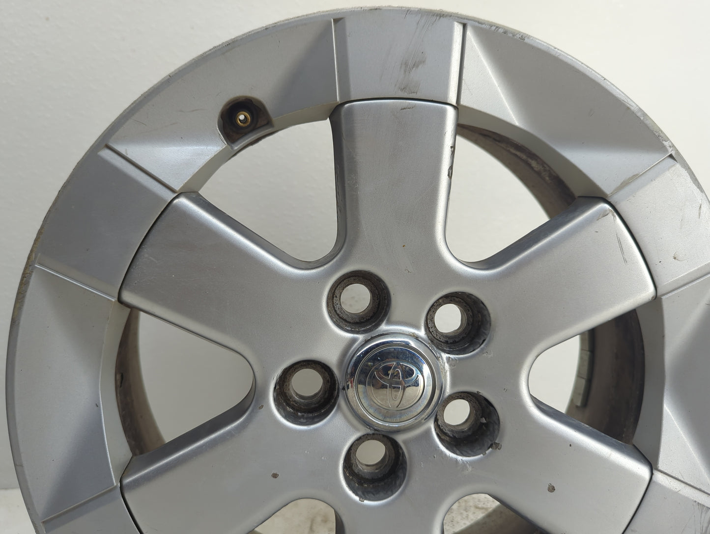 2004-2009 Toyota Prius Oem Wheel Rim