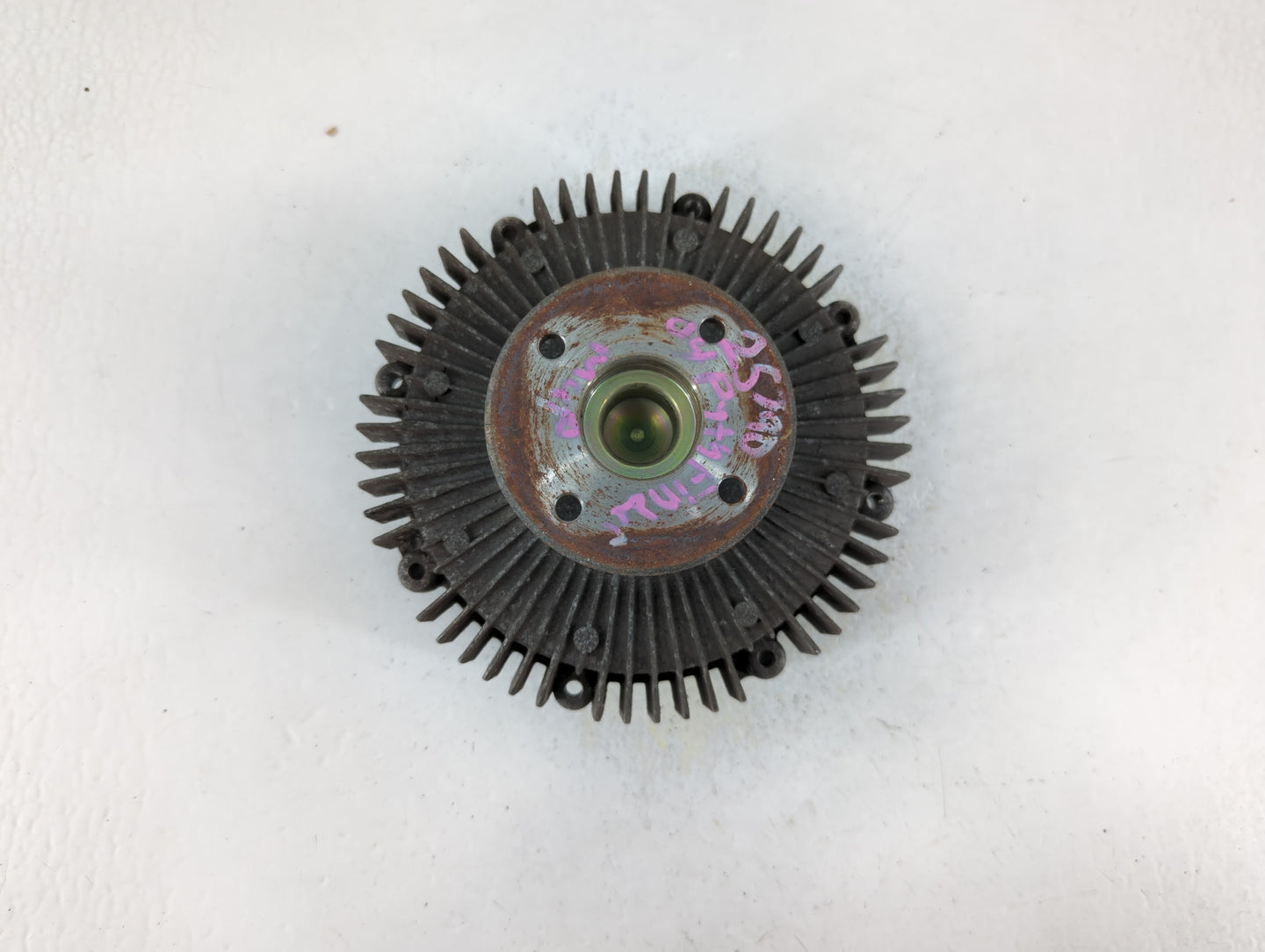2001-2004 Nissan Pathfinder Radiator Cooling Fan Clutch - Oemusedautoparts1.com