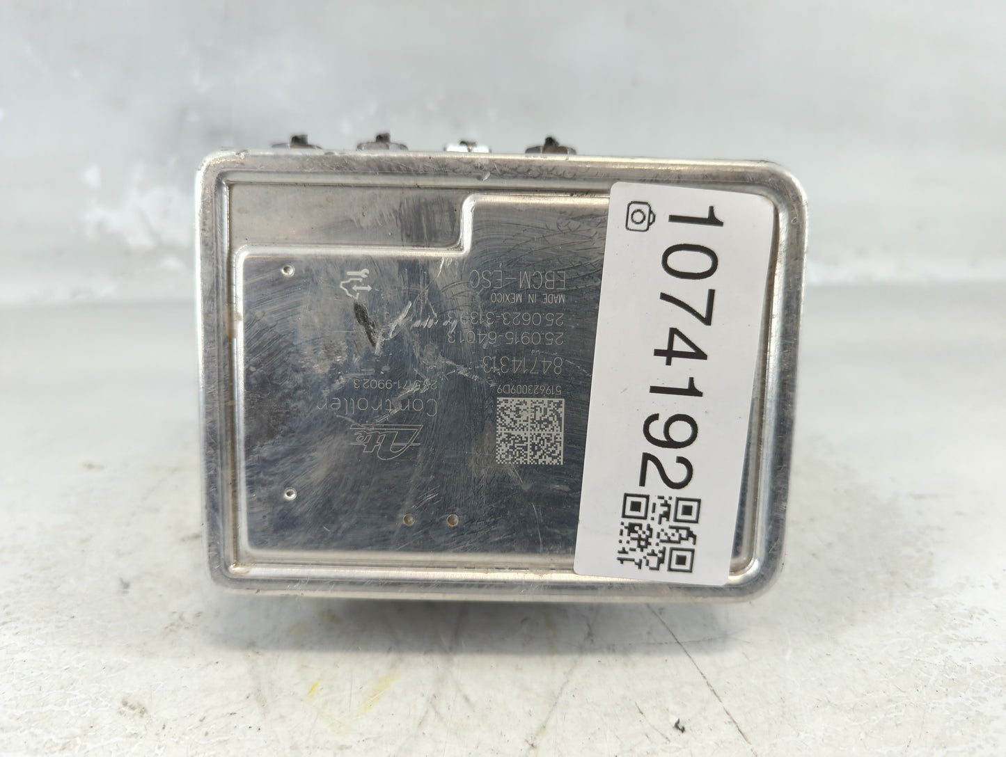 2020 Chevrolet Equinox ABS Pump Control Module Replacement P/N:84825144 84715330, 846556976 Fits Fits 2021 OEM Used Auto Parts - Oemusedautoparts1.com