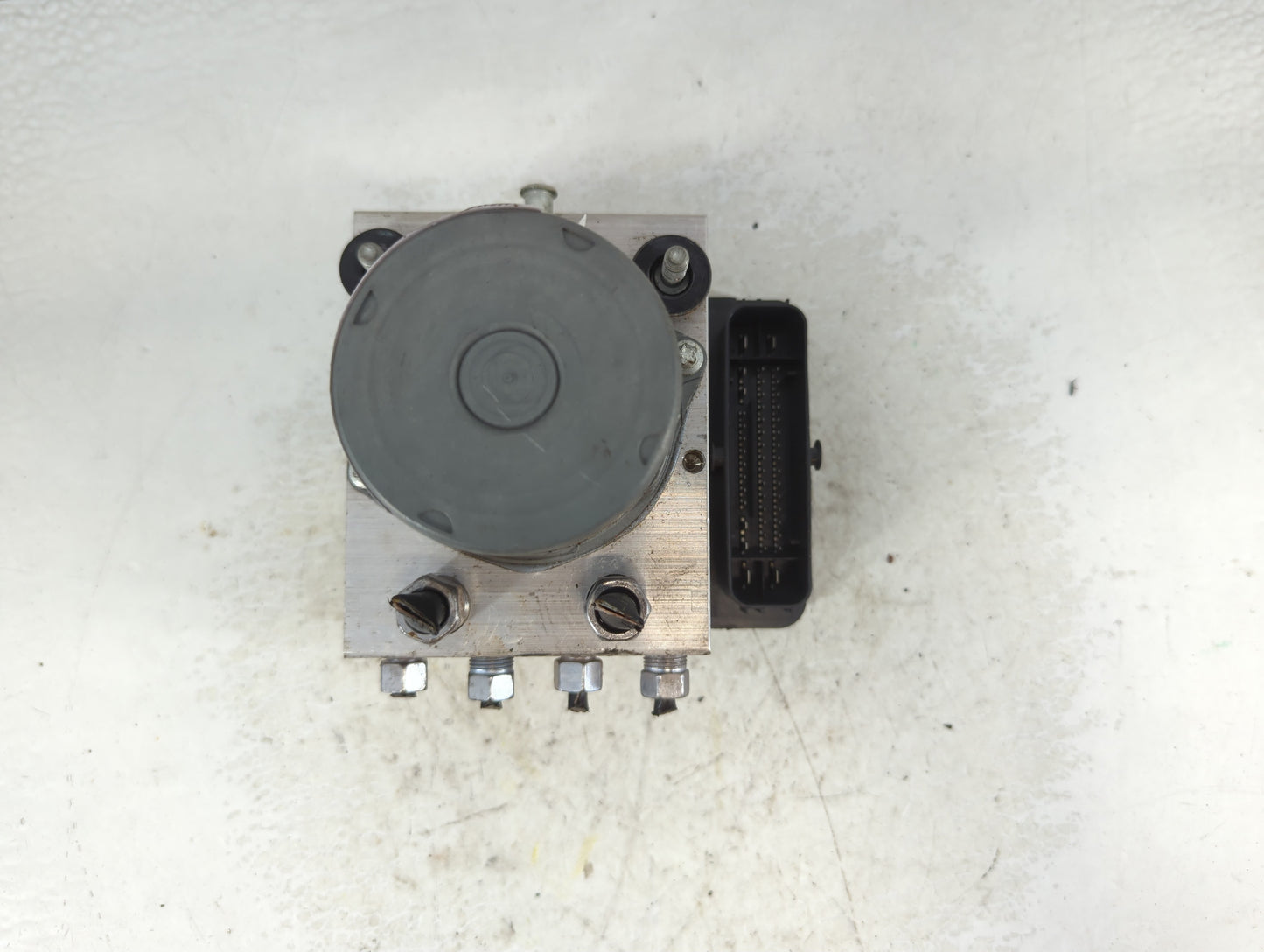 2022 Chrysler Voyager ABS Pump Control Module Replacement P/N:P68453574AF Fits Fits 2020 2021 OEM Used Auto Parts - Oemusedautoparts1.com