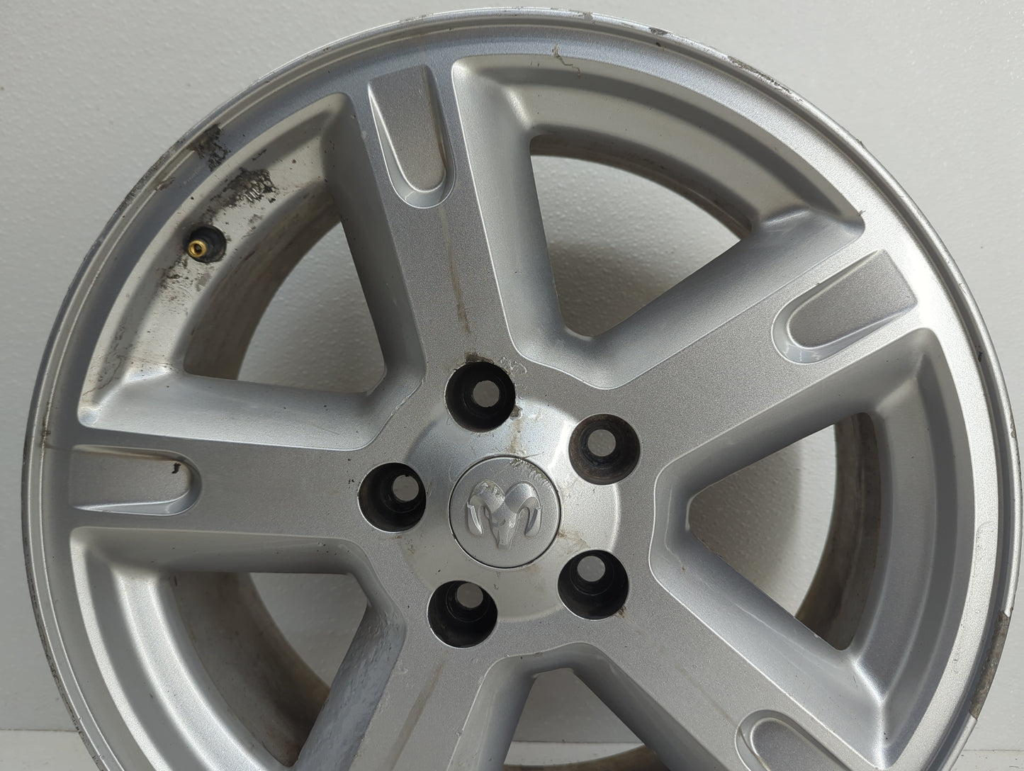 2007-2011 Dodge Nitro Oem Wheel Rim