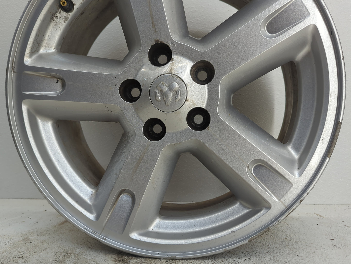 2007-2011 Dodge Nitro Oem Wheel Rim