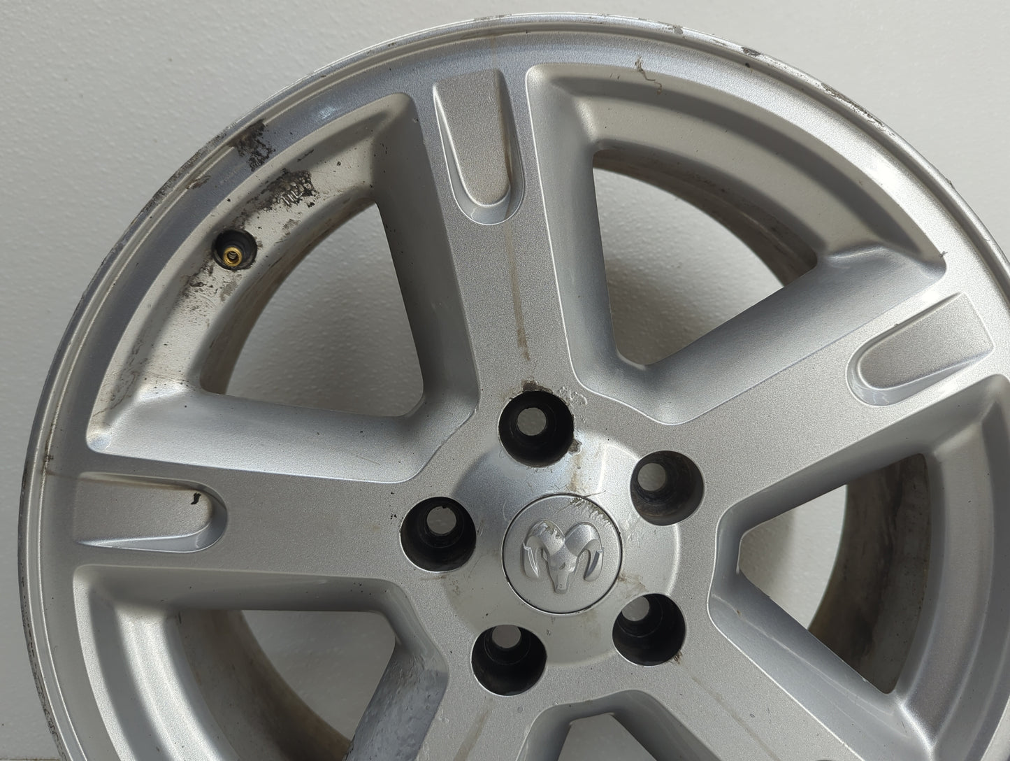 2007-2011 Dodge Nitro Oem Wheel Rim