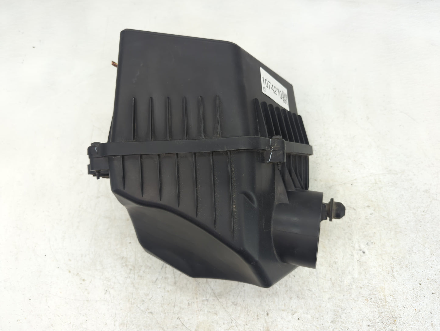 2010-2011 Chevrolet Equinox Air Cleaner Intake-duct Hose Tube - Oemusedautoparts1.com