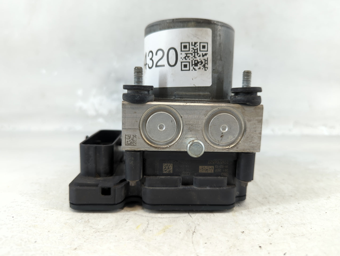 2019-2021 Chevrolet Malibu ABS Pump Control Module Replacement P/N:84502888 Fits Fits 2019 2020 2021 OEM Used Auto Parts - Oemusedautoparts1.com