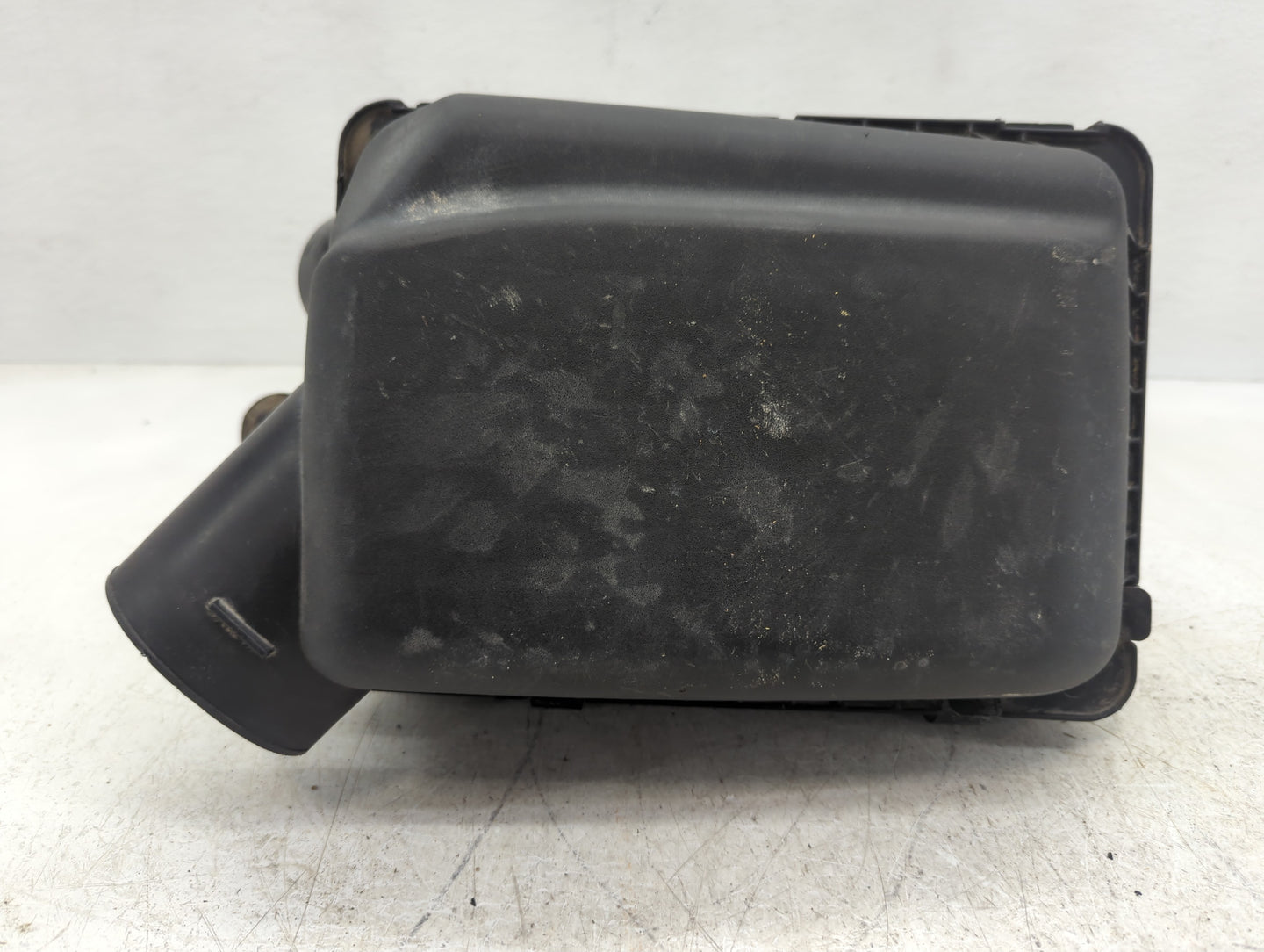 2003-2004 Saturn Ion Air Cleaner Intake-duct Hose Tube - Oemusedautoparts1.com