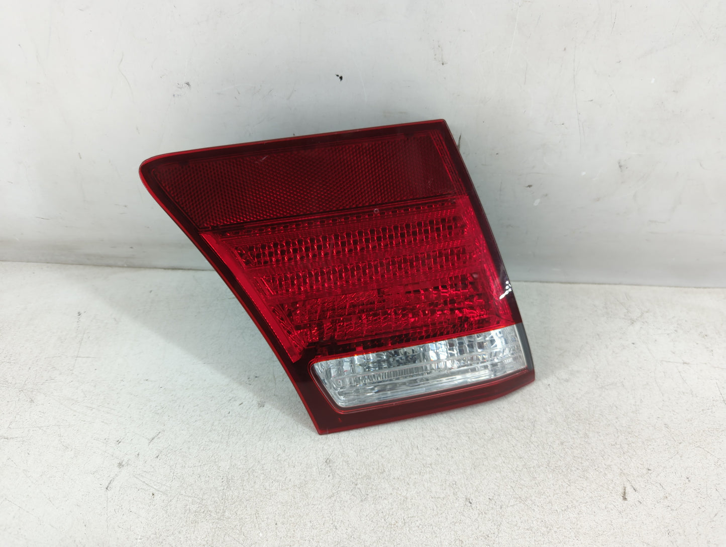 2007-2009 Lexus Ls460 Tail Light Assembly Driver Left OEM Fits Fits 2007 2008 2009 OEM Used Auto Parts