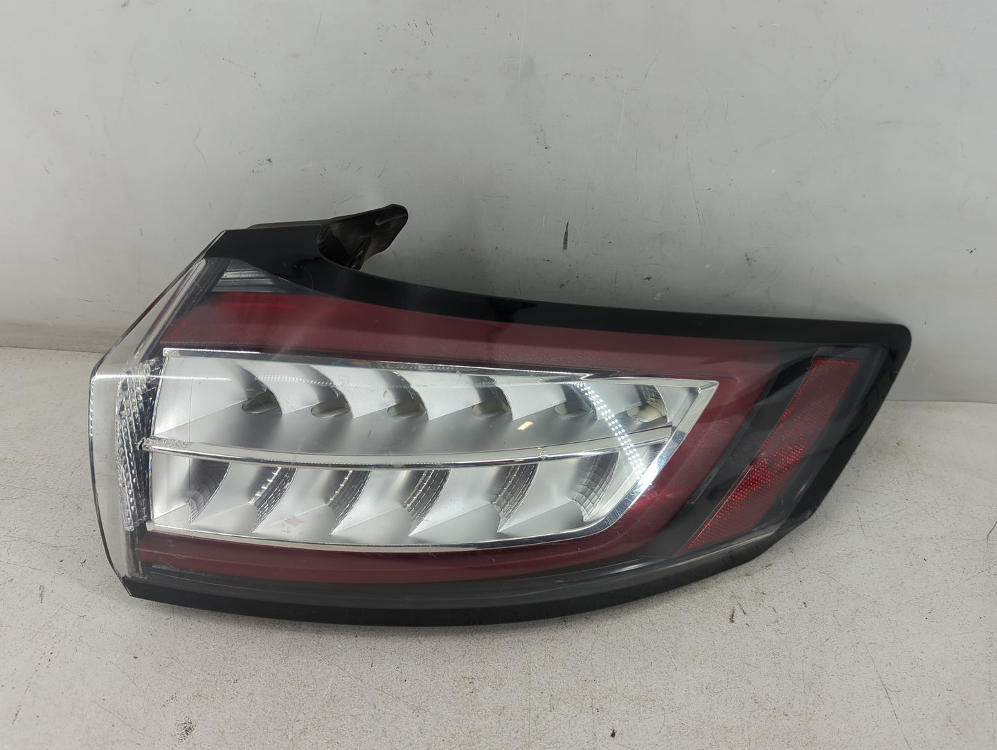 2015-2018 Ford Edge Tail Light Assembly Driver Left OEM Fits Fits 2015 2016 2017 2018 OEM Used Auto Parts - Oemusedautoparts1.com